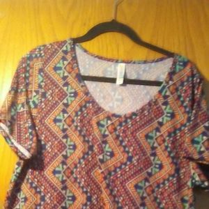 Lularoe Classic Tee